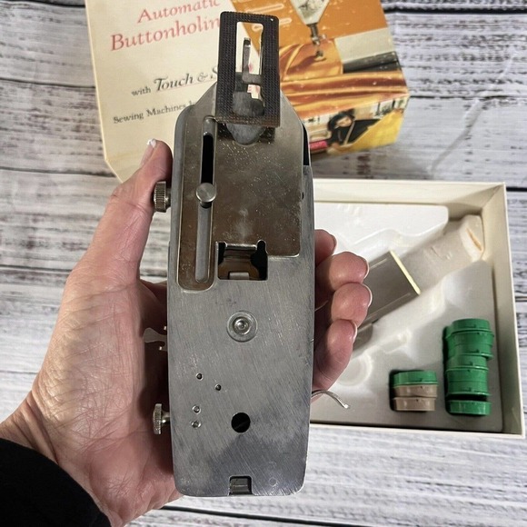 SINGER Professional Buttonholer Attachment 19 Cams 161829 Slant Needle Zig Zag - Picture 9 of 16